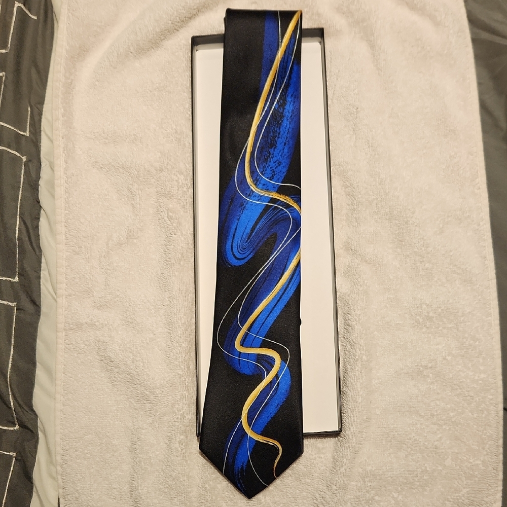 Stylish Black and Blue Men's Tie